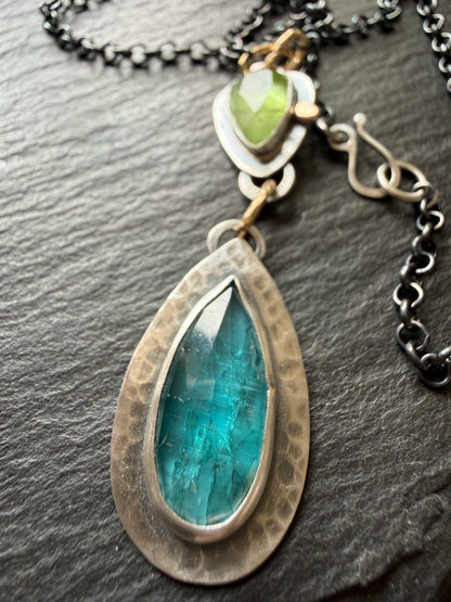 Kyanite and Peridot Pendant Necklace