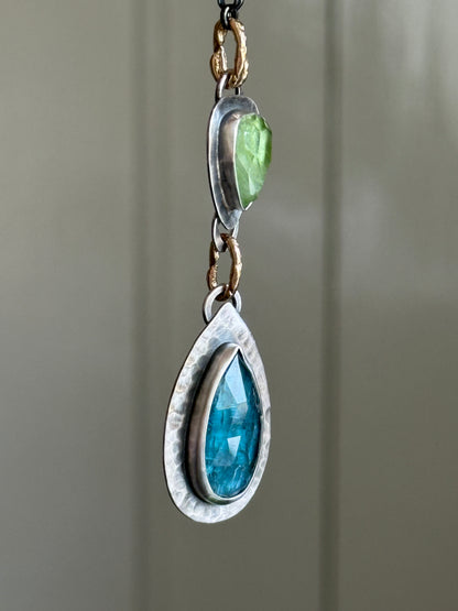 Kyanite and Peridot Pendant Necklace