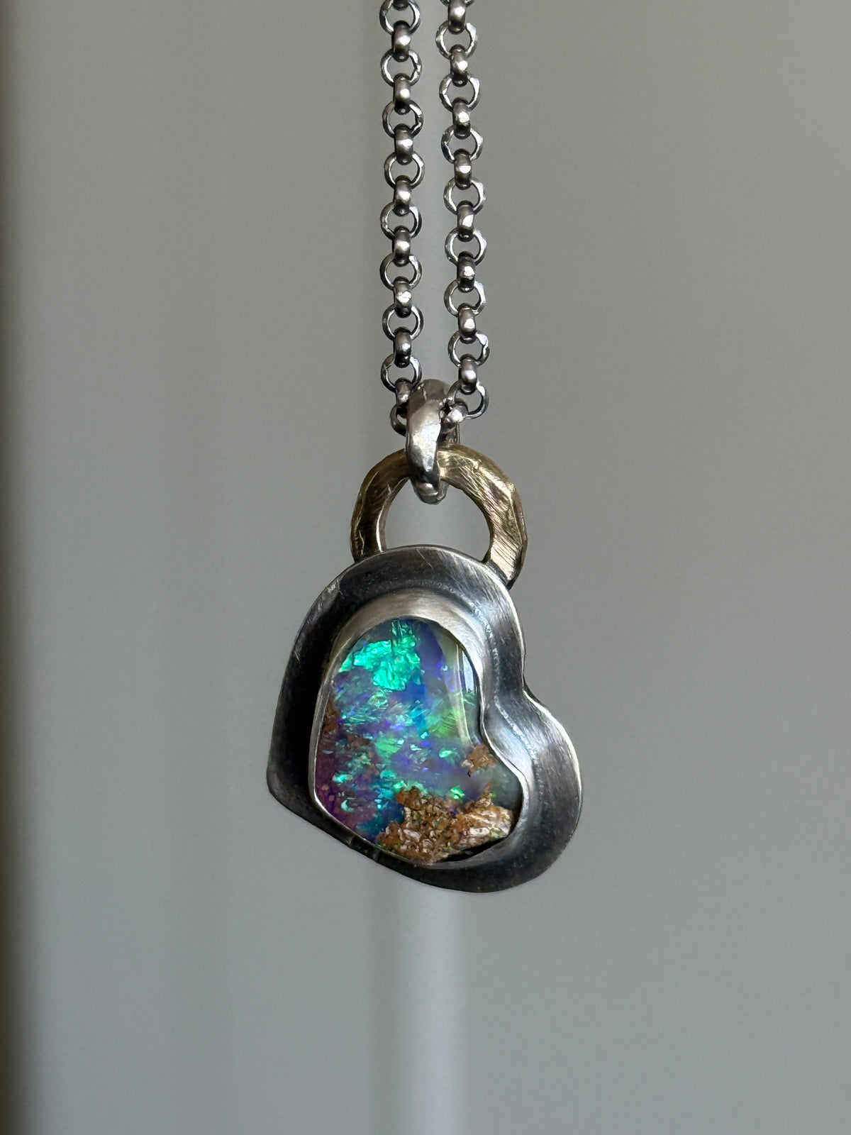 Dainty Hear Opal