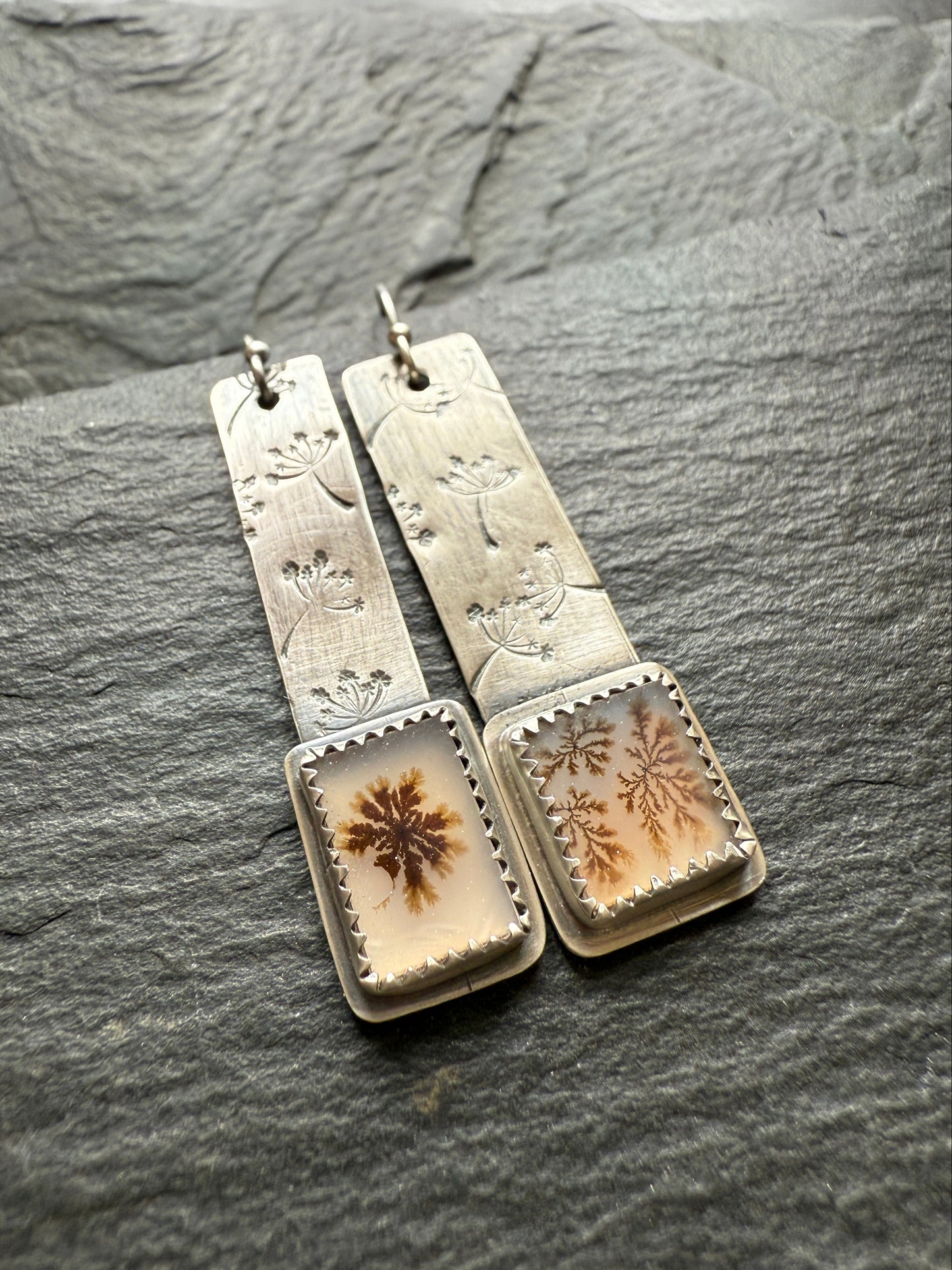 Flower Dentric Agate Earrings
