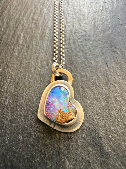 Dainty Hear Opal