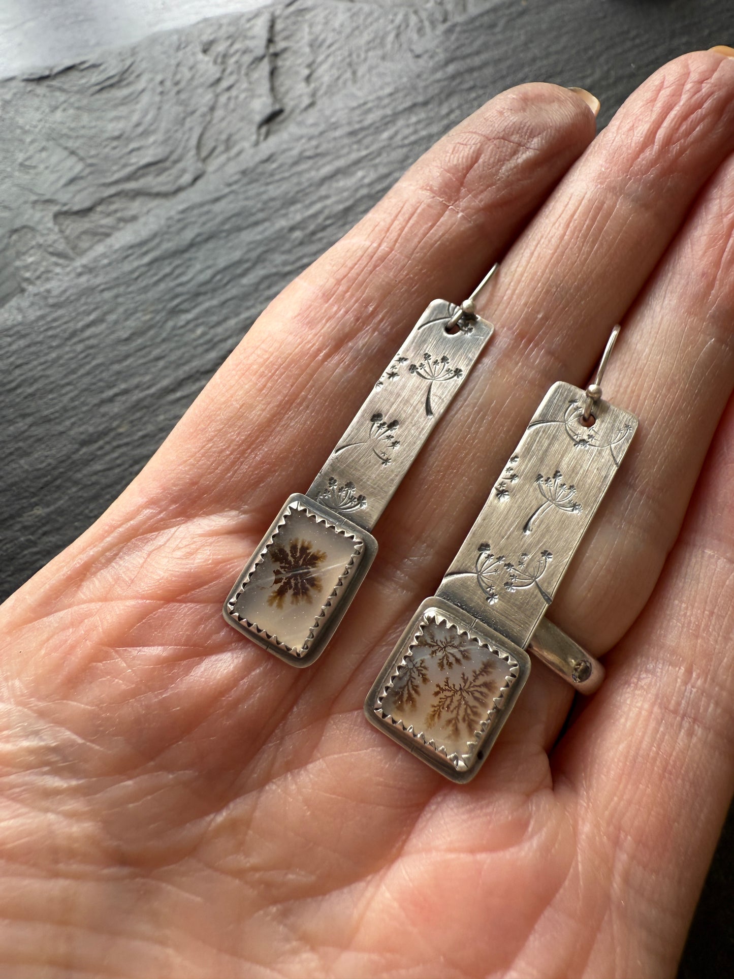 Flower Dentric Agate Earrings