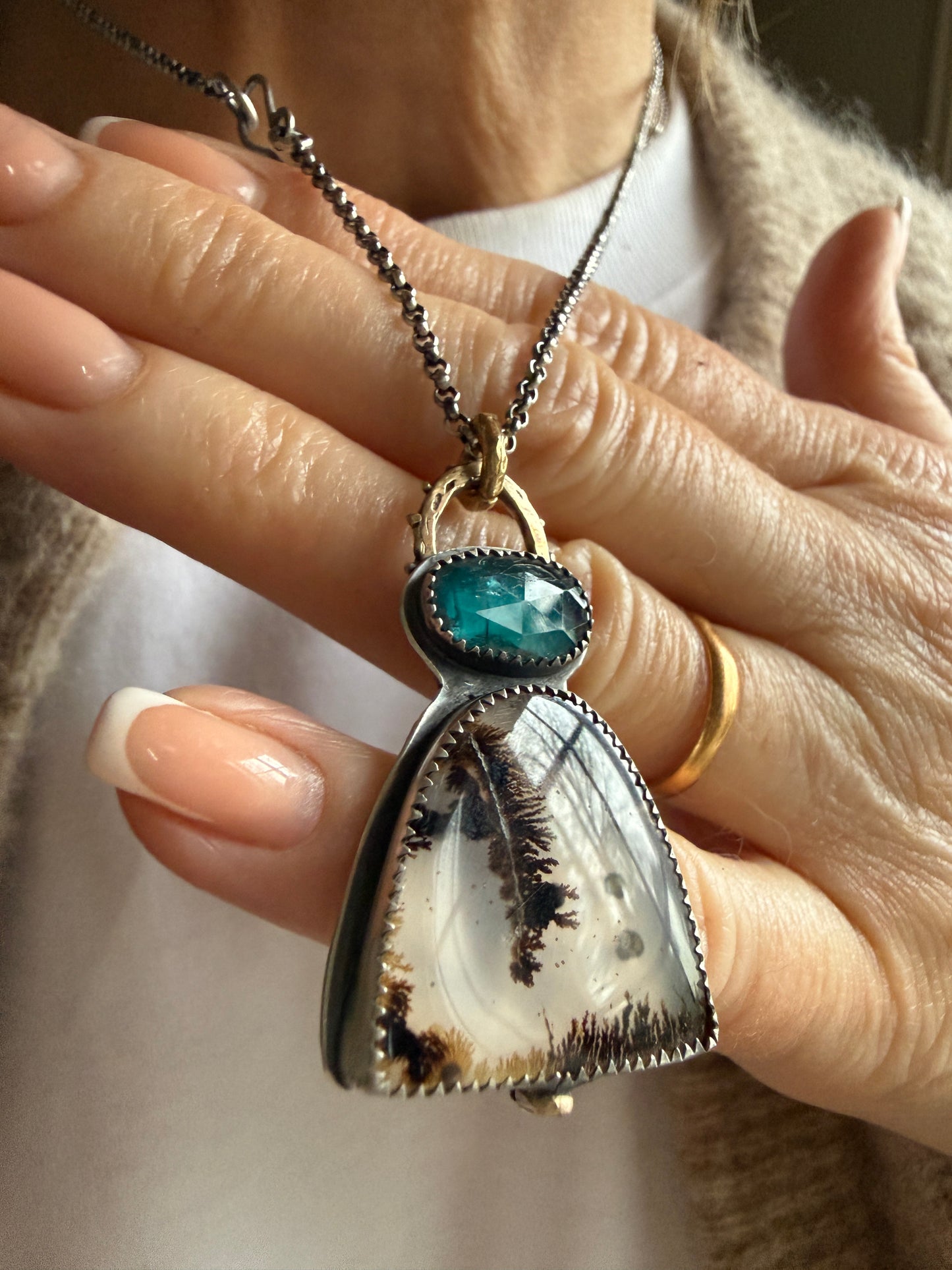 Dentritic Agate and Kyanite Necklace