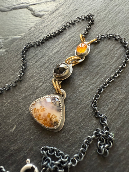 Dentritic agate long necklace