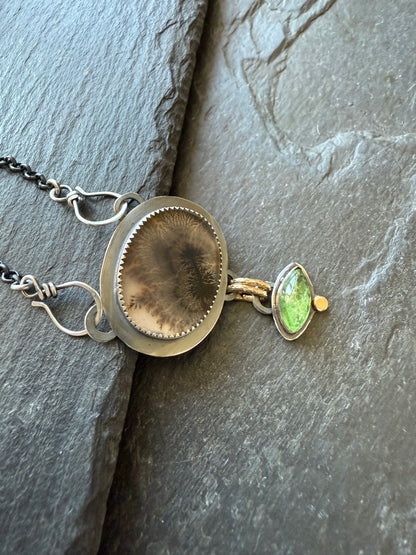 Dentritic Agate & Tsavorite Garnet Necklace