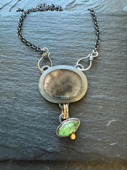 Dentritic Agate & Tsavorite Garnet Necklace