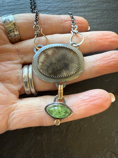 Dentritic Agate & Tsavorite Garnet Necklace