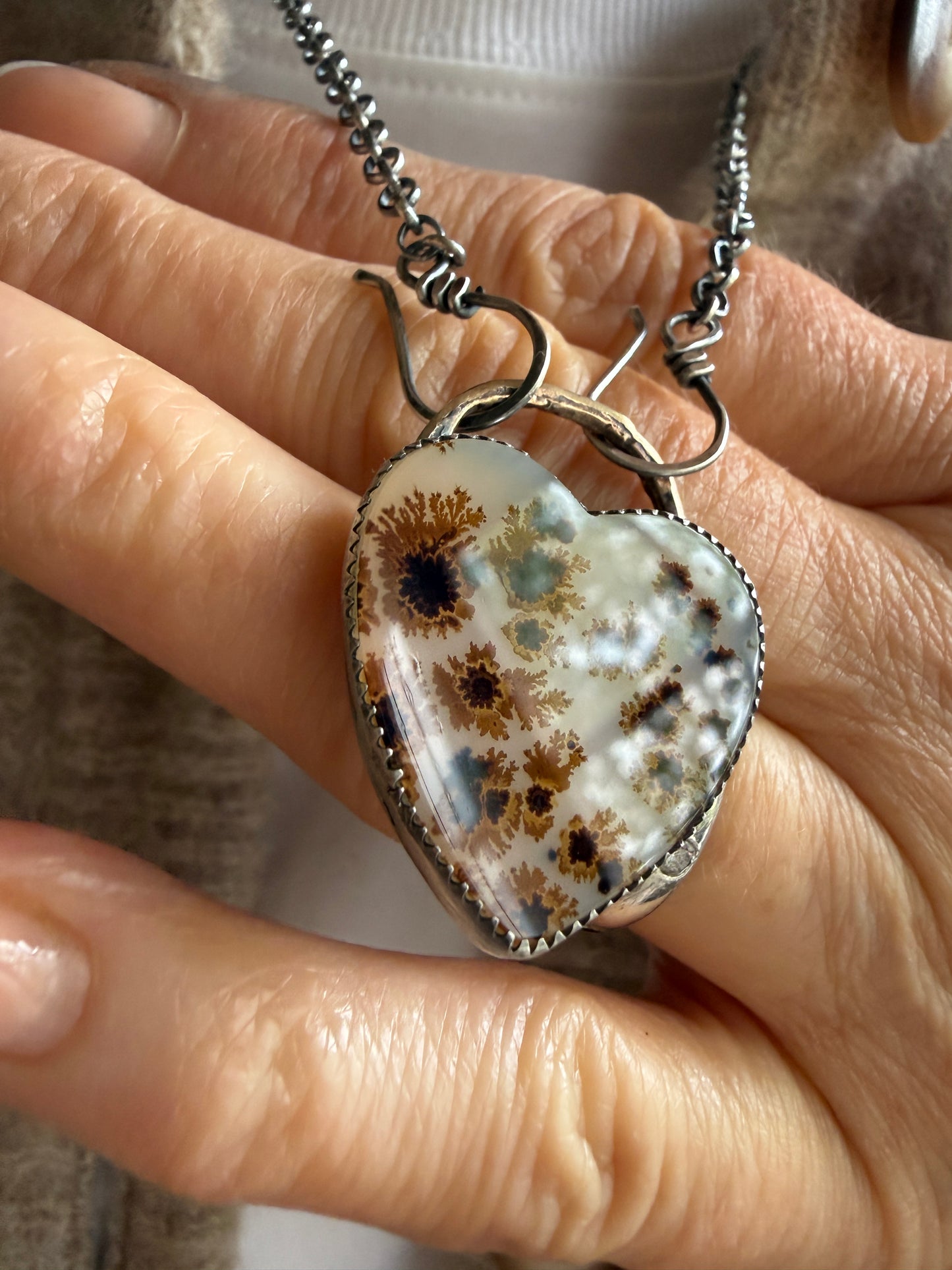 Flower Agate Necklace