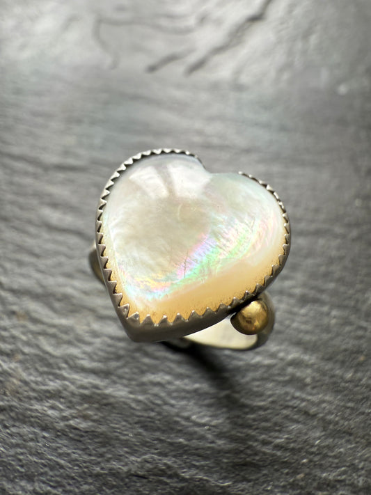 Mother of Pearl Ring 7 1/4