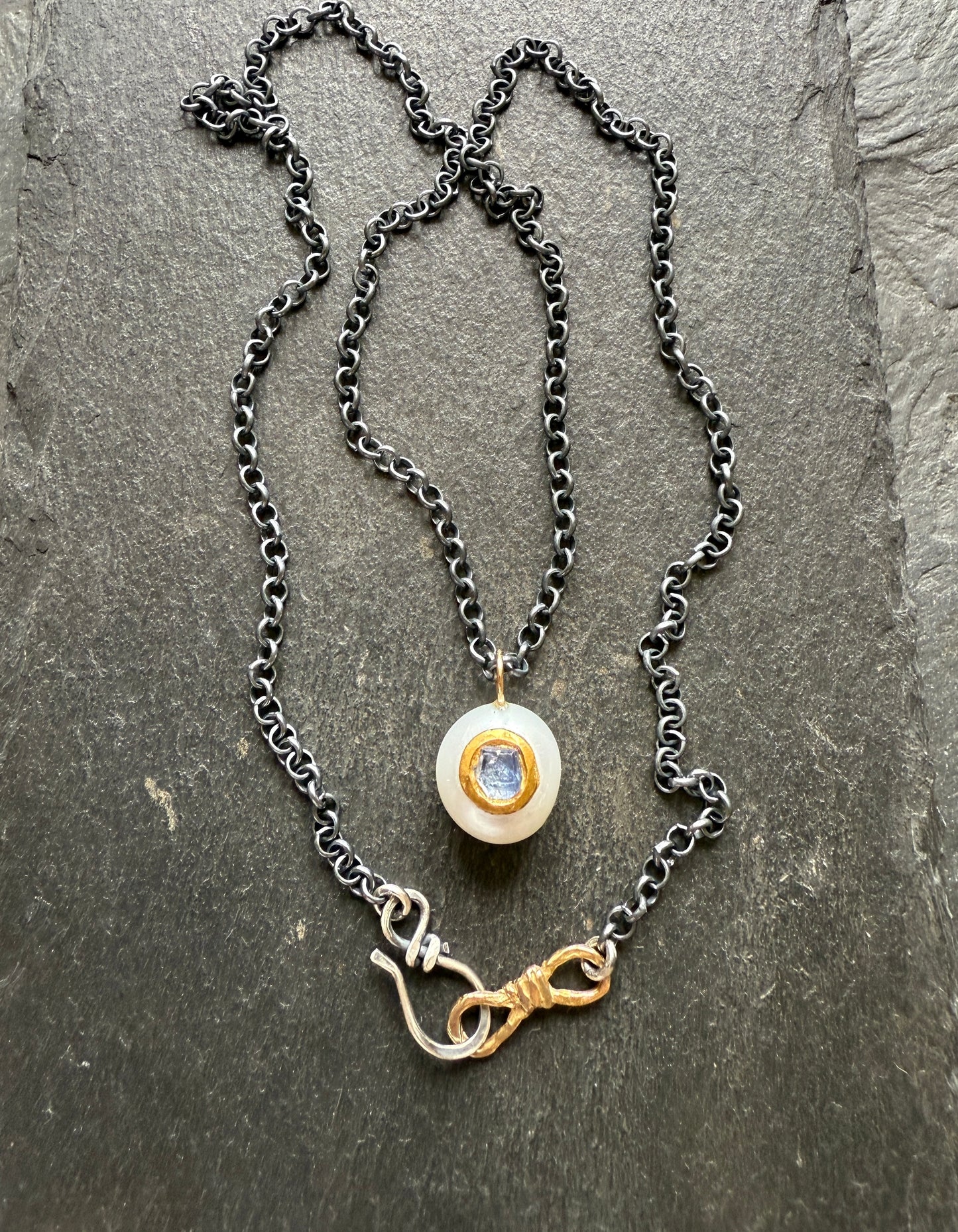 Freshwater Pearl & Tanzanite Pendant