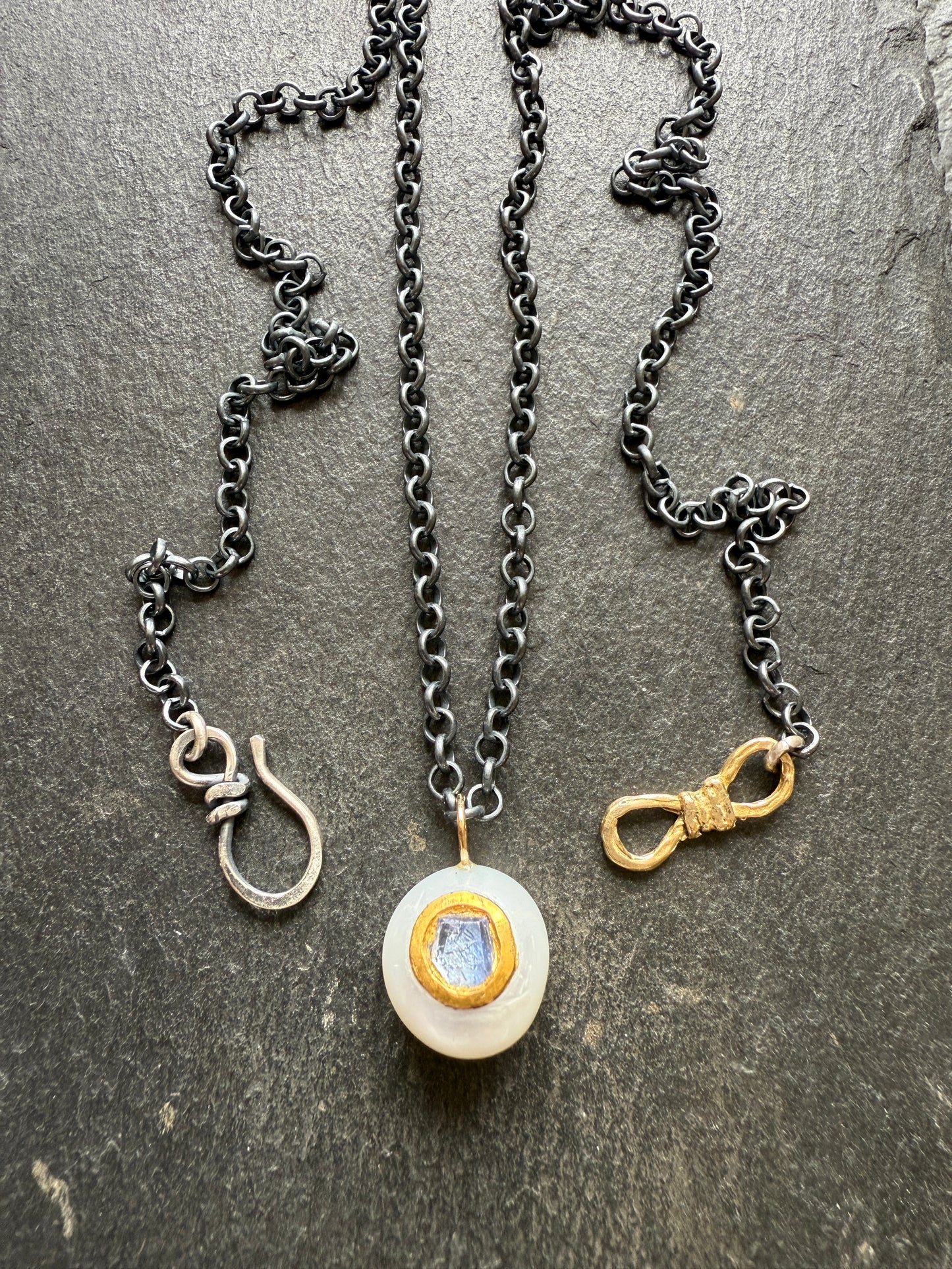 Freshwater Pearl & Tanzanite Pendant