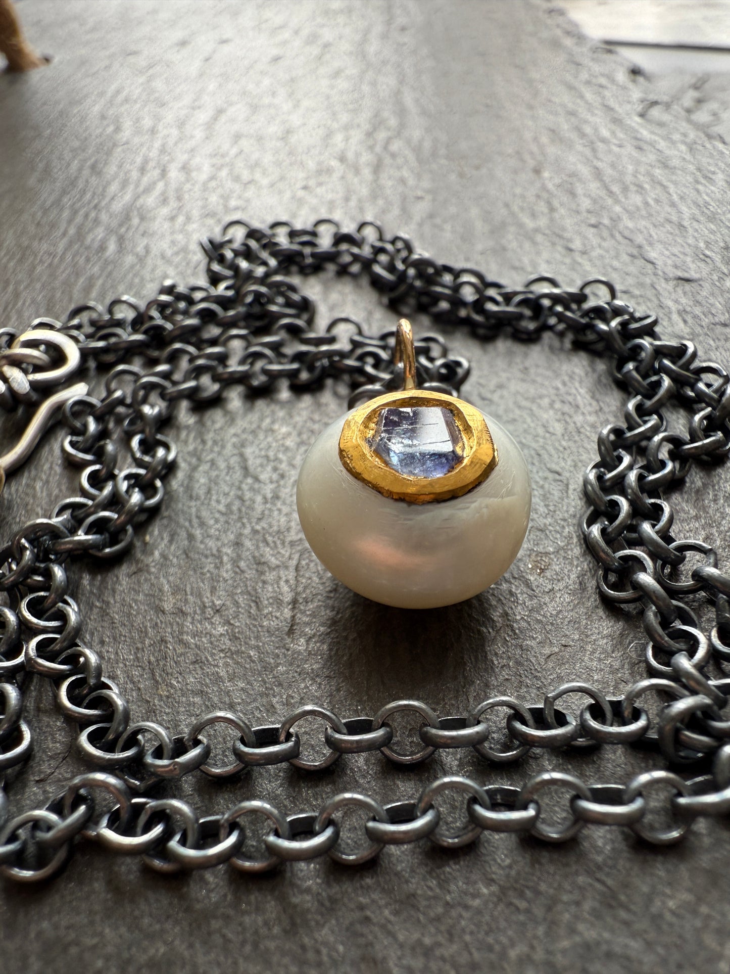 Freshwater Pearl & Tanzanite Pendant