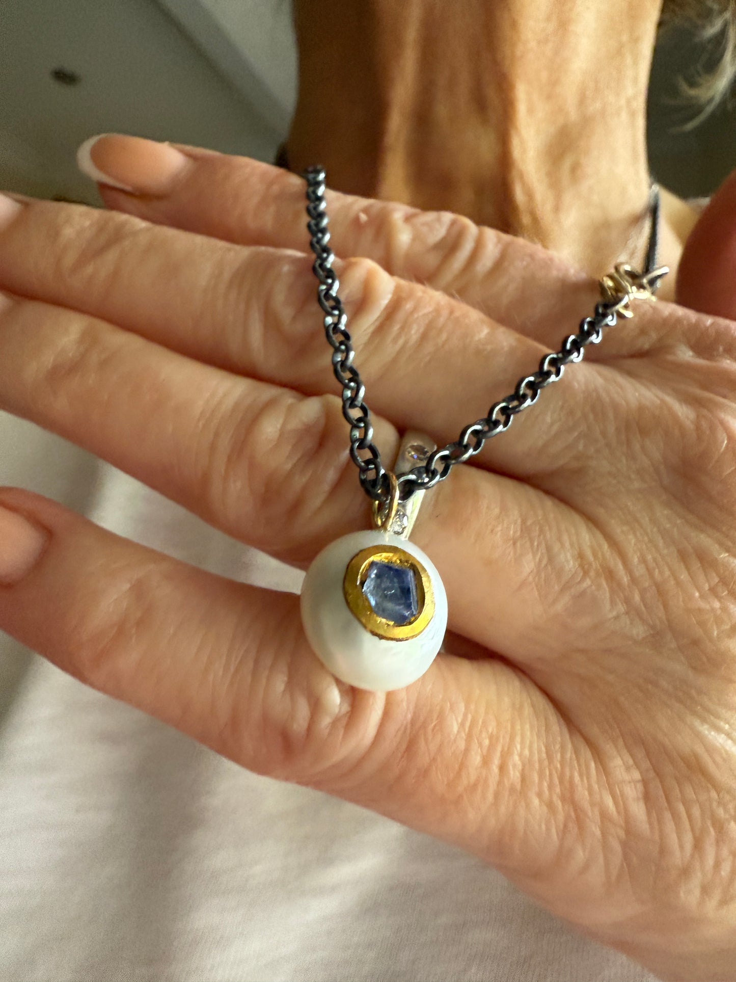 Freshwater Pearl & Tanzanite Pendant