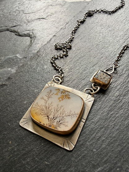 Scenic Dentric Agate with a Wrasse Snakeskin Stone
