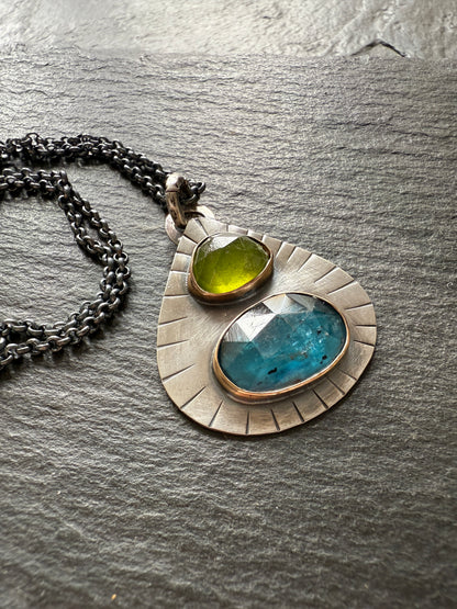 Kyanite and vesuvianite pendant
