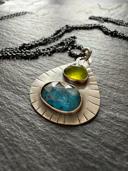 Kyanite and vesuvianite pendant