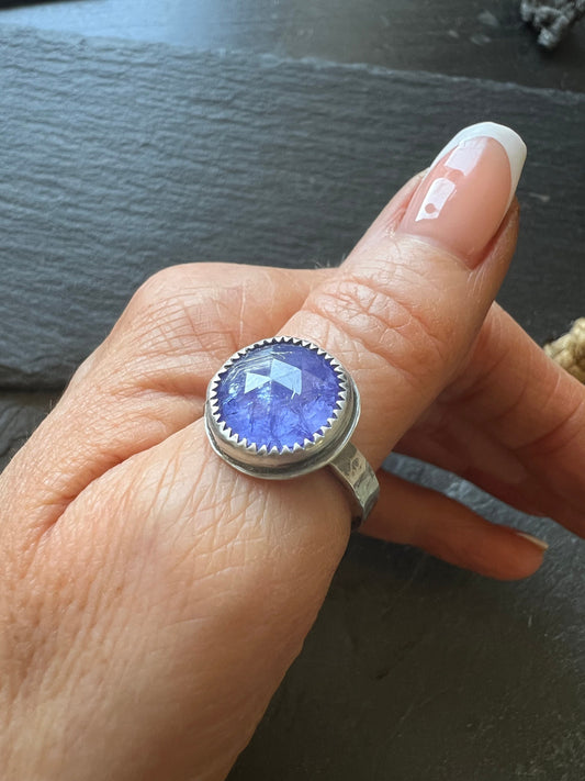 Tanzanite ring set in sterling silver, unique ring for everyday wear, December birthstone gift for her