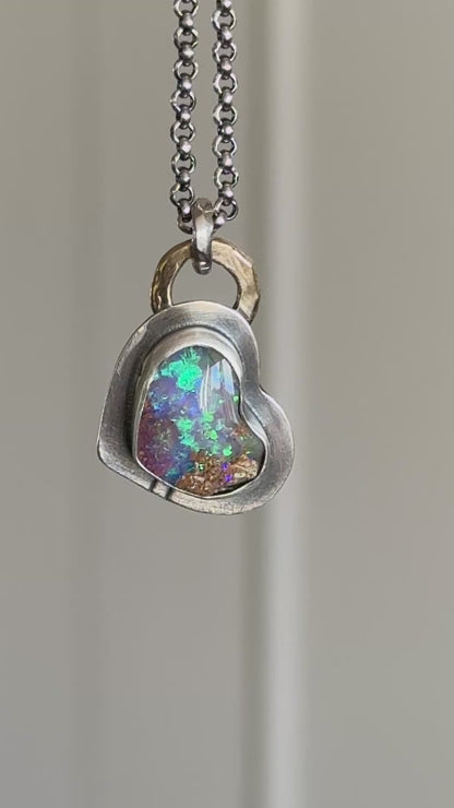 Dainty Hear Opal